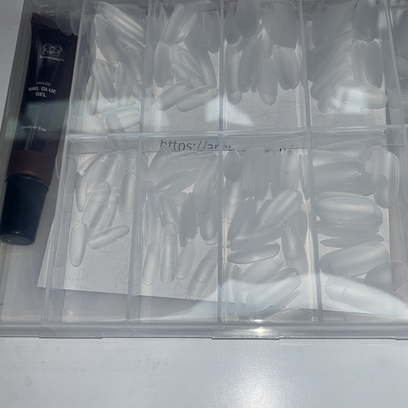 Arousar nail tip kit new - Picture 2 of 4